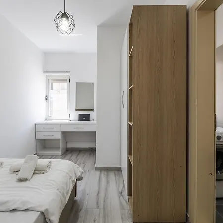 The Rooftop Experience By Ps Apartmán Golem (Tirana)