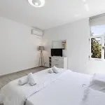 Mabel-the Jacuzzi Rooftop By Ps Appartamento *