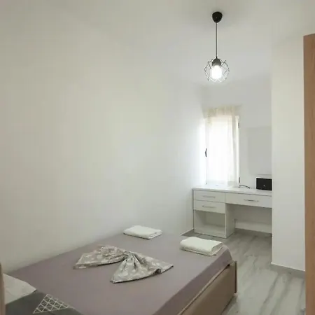 The Rooftop Experience By Ps Apartment Golem (Tirana)