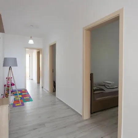 The Rooftop Experience By Ps Apartment Golem (Tirana)