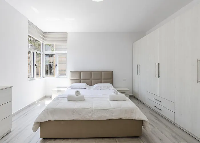 Lägenhet Mabel-the Jacuzzi Rooftop By Ps *